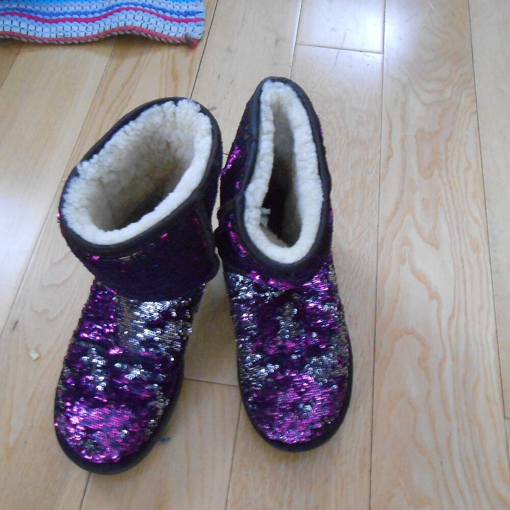 Women’s Purple Sequin Sherpa-Lined Winter Boots